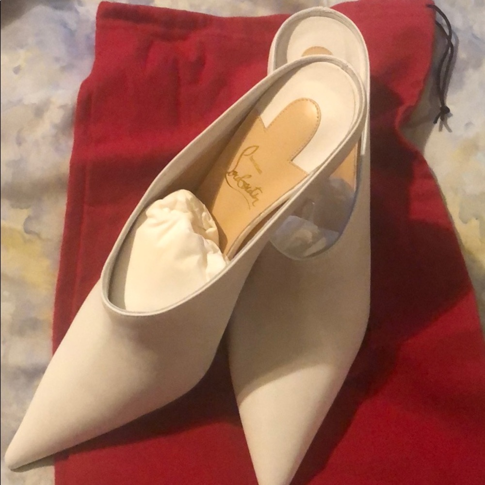 Christian Louboutin 👠!
